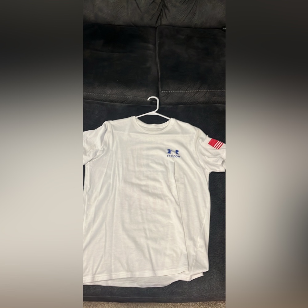 Freedom men’s t shirt size large